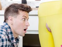 Myra espliciti inviti per il suo fratellastro - Stagione 27 Episodio 12