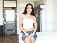 La prima volta di Lucky e Madison con creampie
