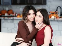 Camilla e Chanel - Delizia del Ringraziamento - Stagione 11 Episodio 7