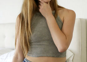 Miley Cole