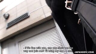 Manami Nakasugi Monta com Intensidade para Cena de Cream Pie