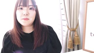 Miki Sakashita de l'université première fois nue avec fesses pulpeuses