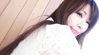 Dona de Casa de Tóquio Nanami Asada sozinha