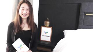 L'infirmière espiègle d'Ai Okamoto Tokyo la mignonne soigne sa chatte