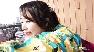 Regardez les gros seins de Noa Makino dans sa première vidéo pour adultes