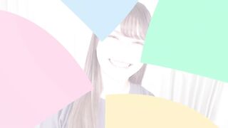 Entdecken Sie den Reiz von Kaede Mochizukis G Cup im Tokio Cafe
