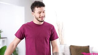 Stepbro Apollo Surprises Venus with Creampie instead of Dad - S35:E6
