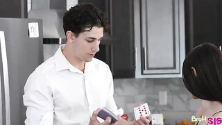 Stepsister Summer Interrupts Poker Teaches Fucking - S36:E12