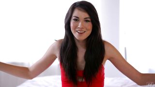 Emily Grey Rivela Segreti Piccanti - Chiedimi Qualsiasi Cosa S15:E16