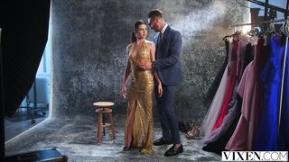 VIXEN – Fashion model Kylie inspires designer in every way
