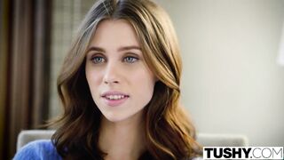 Primeira Fantasia Anal: Colega de Faculdade Inicia Anya Olsen