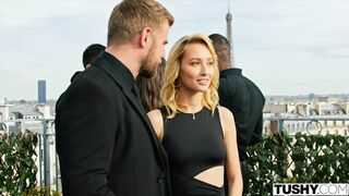 Vanessa, étoile du défilé parisien, envie d'anal