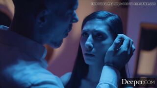 Gianna Dior trai namorado com melhor amigo Mick para foda de Ano Novo