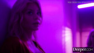 Deeper. Twinlike Blondes Riley & Elsa have intense threesome