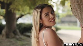 Vivianne Treino Microsaia Exposição de Bunda