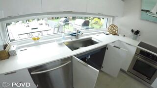 Dana Wolf reitet Handwerkers Schwanz für Reparatur