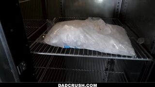 Lola Fae Squirts to Cure Stepdad's Blues.
