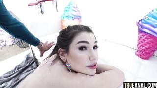 Sueños de Perforación Anal Profunda de Lily Lou